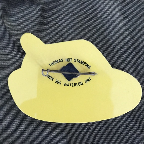 🍻Vintage KW Oktoberfest Pins - Picture 7 of 13